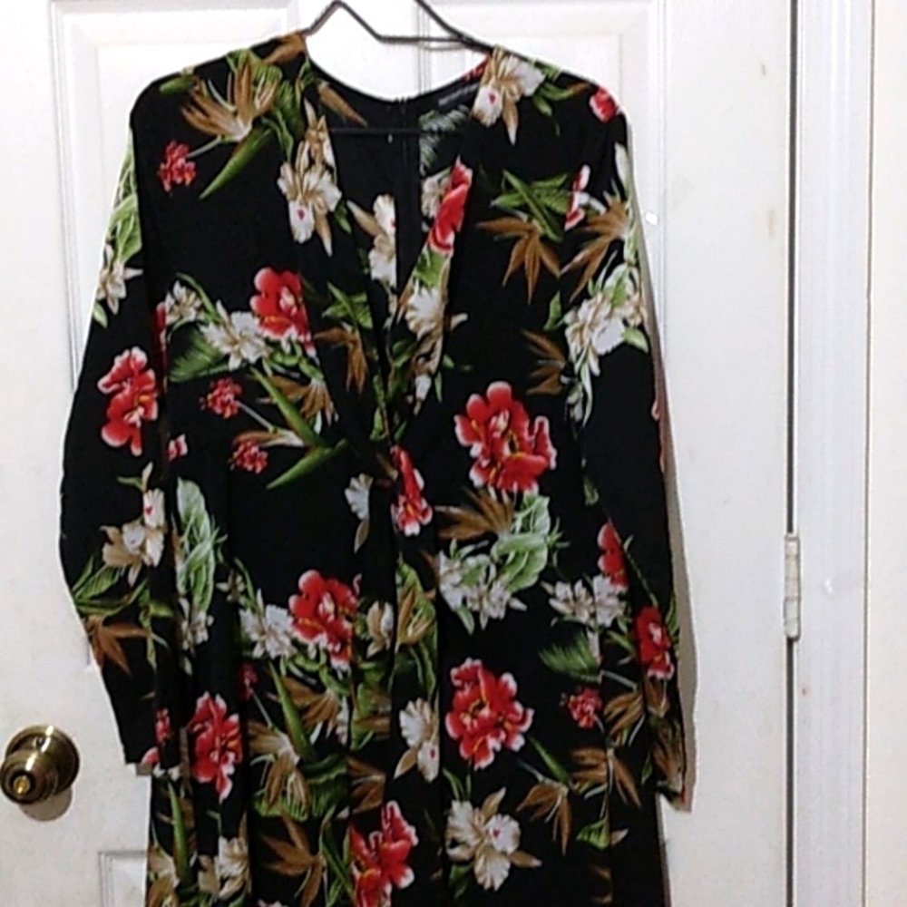 Prettylittlething leisure dress szM